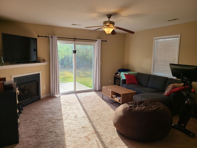 Photo - 2 bedroom, 2 bath unfurnished home - Pine Ridge Community - Holly Ridge