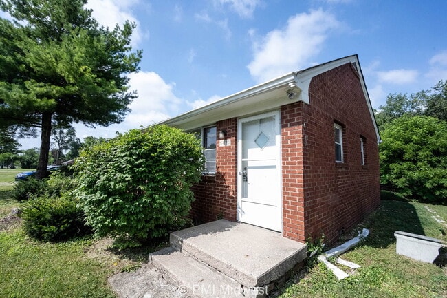 Photo - 5820 Grandview Dr