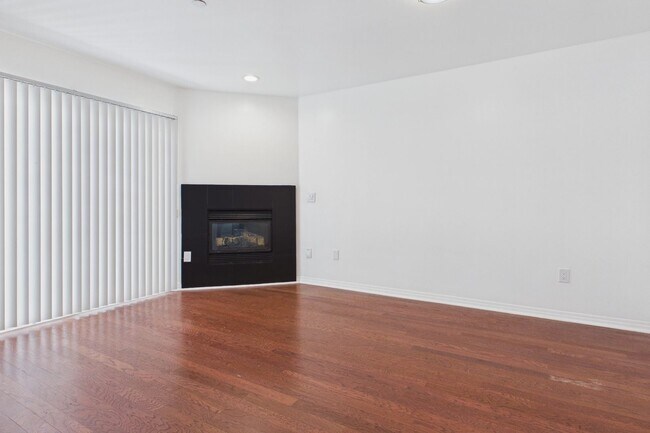 Photo - Wilcox Luxury Apartments