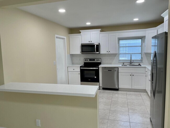 Photo - 1160 SW 69th Ave