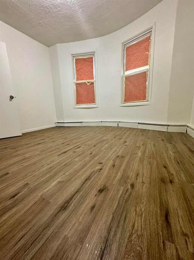 Photo - 1601 Union Turnpike Unit 1