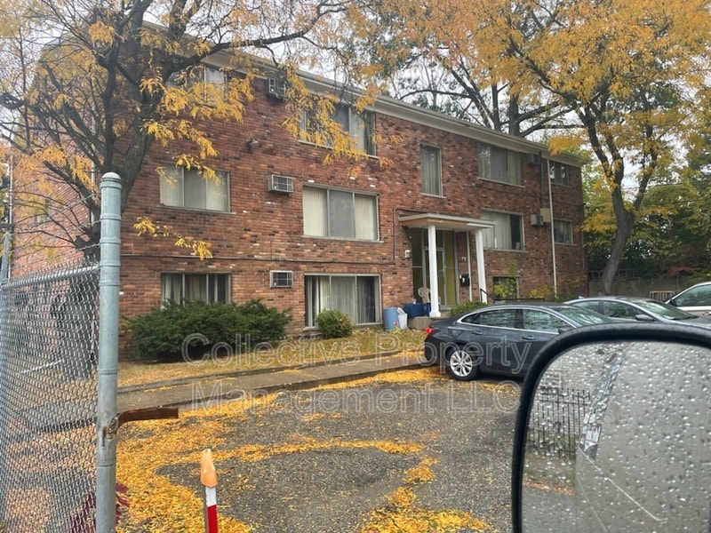 Photo - 18450 Lahser Rd