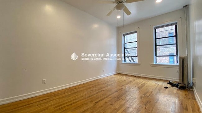 Photo - 4305 Broadway Unidad 32