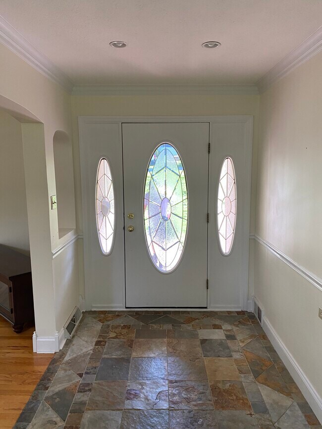 Photo - 150 N 7th St