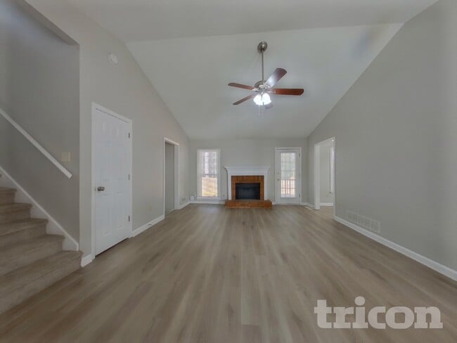 Photo - 5095 Glendora Dr