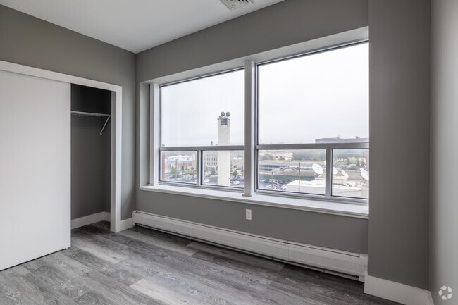 1BD, 1BA - 500SF - THE GRADUATE
