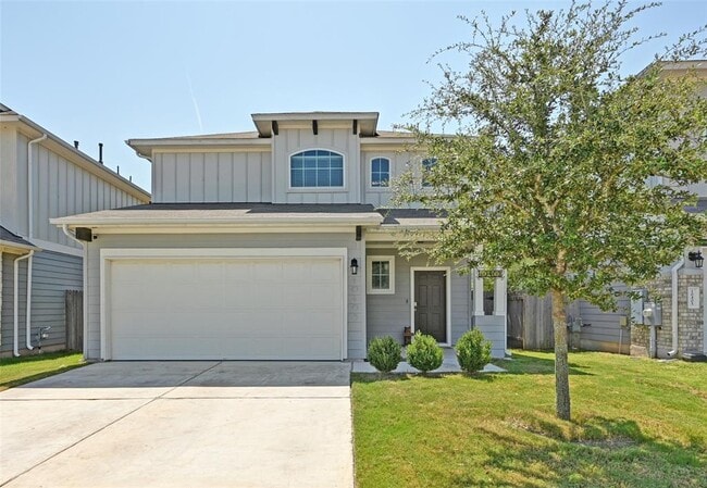 Building Photo - 10403 Sentinel Dr Rental