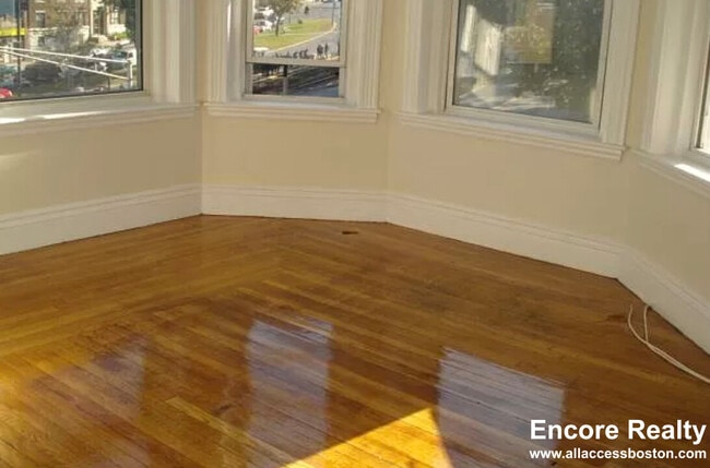 Photo - 126 Warren St Unit 41