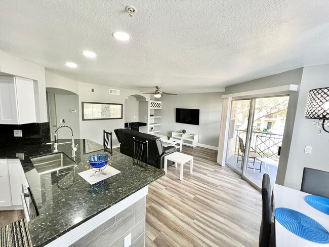 Professionally decorated - 7200 Westpointe Blvd Unit 825