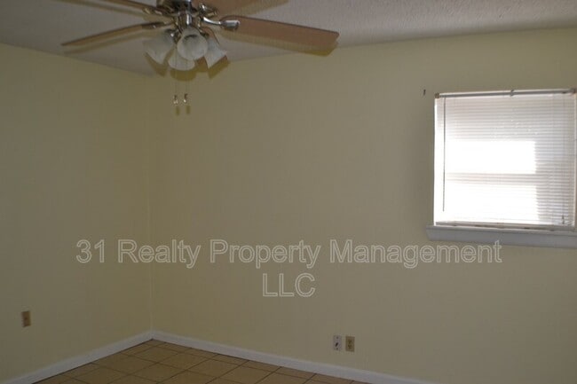 Photo - 706 Frisco Rd