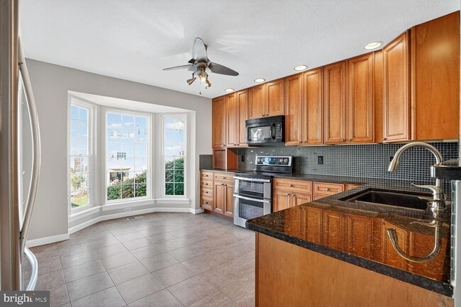 Photo - 6836 Kerrywood Cir