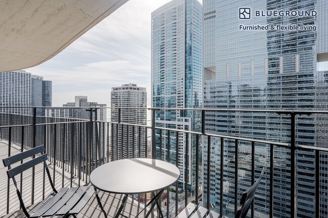 Photo - 225 N Columbus Dr Unidad FL31-ID1201