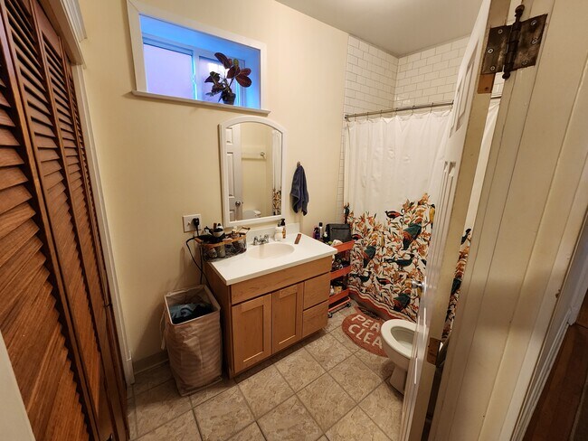 Photo - 5778 Pershing Ave Unit 3