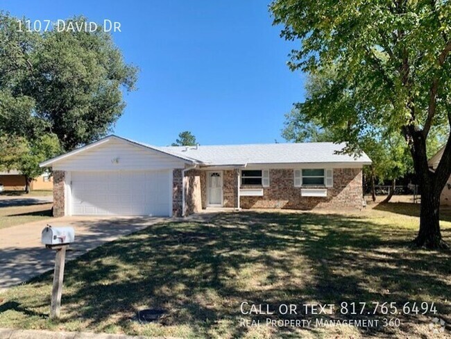 Building Photo - Charming home in Euless available now