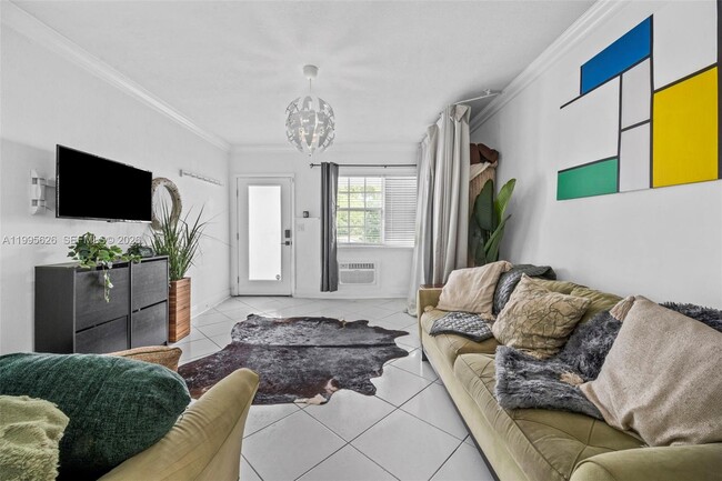 Photo - 330 74th St Unit 5