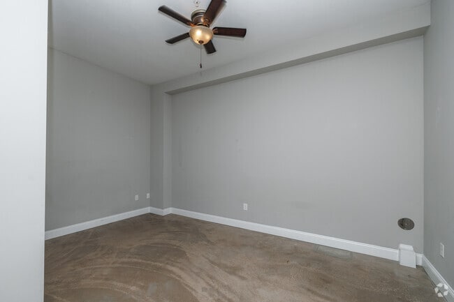 1BR, 1BA - 850SF- Bedroom - Clinton Street Commons Apartments