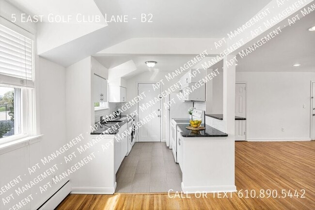 Building Photo - 5 E Golf Club Ln Unit B2