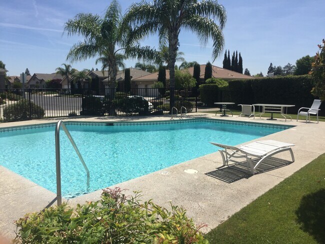 Photo - Beautiful 3 bedroom 3 full baths 2117 sq. ft. Located in Nees Park Villas