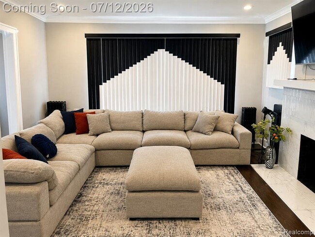 Photo - 7336 Kipling Ave