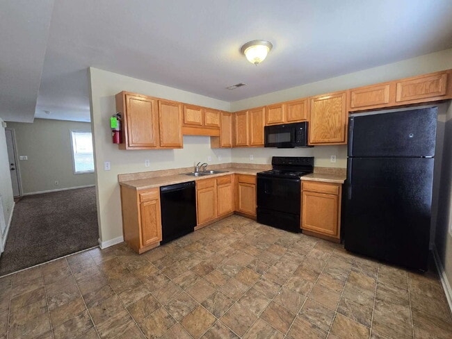 248-2C Executive Ave.