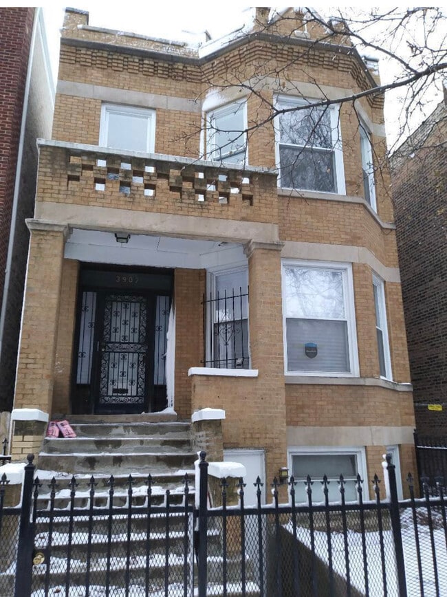 Photo - 3907 W Van Buren St Apartments Unit 1