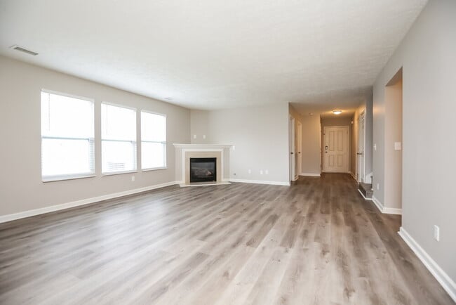 Photo - 352 Stewart Springs Dr