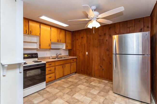 Photo - Four Plex with Mountain Views in Cascade!