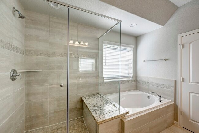 Photo - 2113 Paul Quinn St