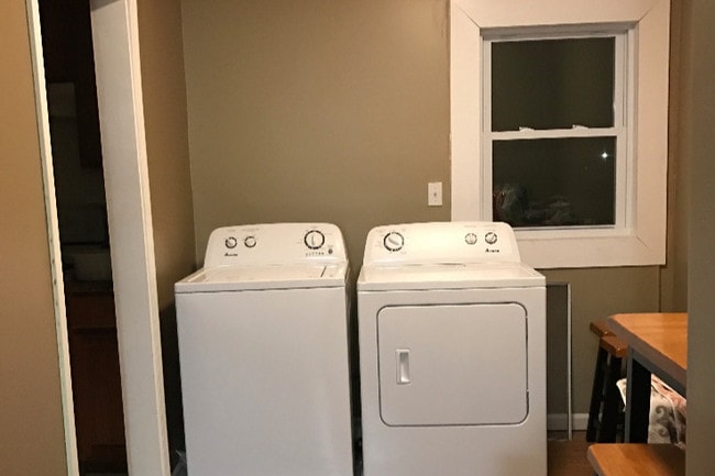 Photo - 630 S Washington St