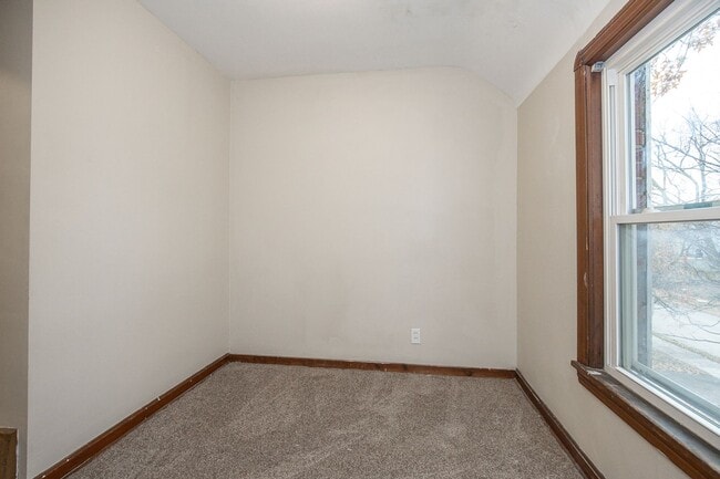 Photo - 3 BED 2 BATH BEAUTIFUL SINGLE FAMILY HOME