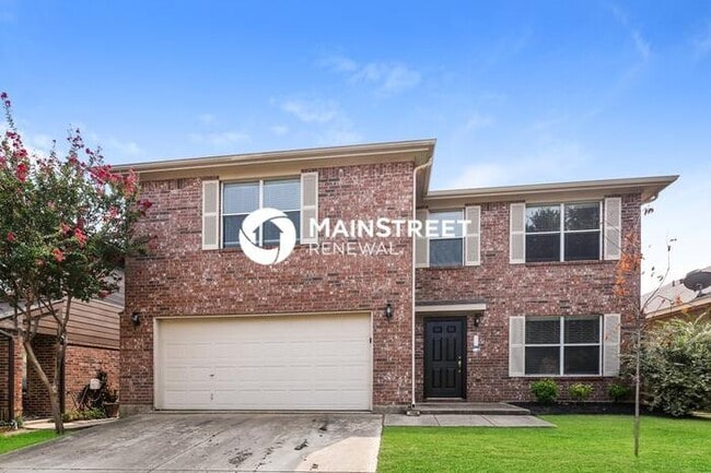 5 Bedroom Pet-Friendly Home in Fort Worth, TX with Main Street Renewal