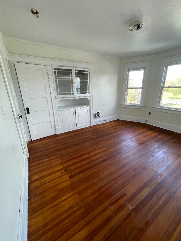 Photo - 100 Allen St Unit 1