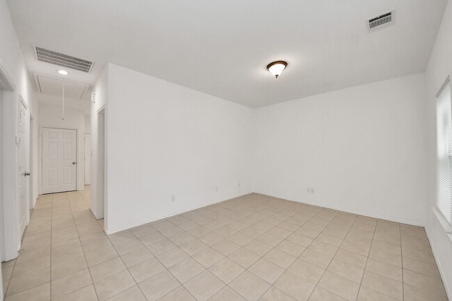 Photo - 9210 Wheatley St