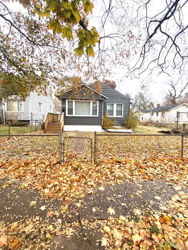 Photo - Spacious 3-Bedroom Home in Gary