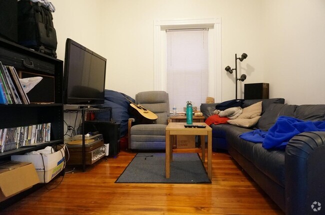 Building Photo - SEPT 2b1b at Packard's Corner! Deck and DI... Rental