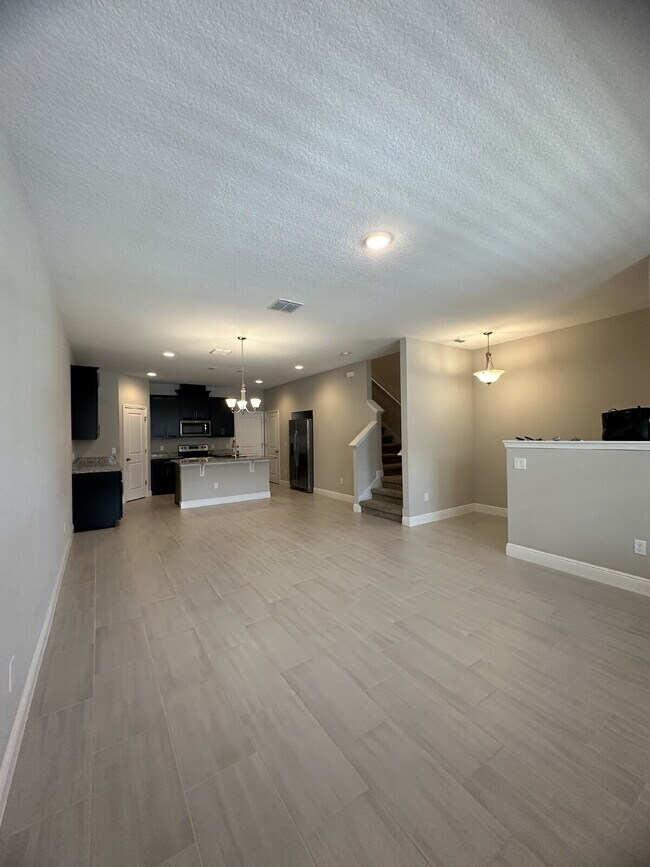 Photo - Stylish 3-Bedroom Townhouse with 2.5 Baths in Winter Springs – Spacious 1768 Sq Ft Living!