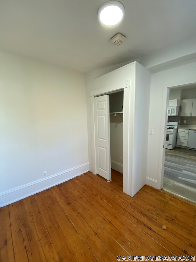 Photo - 254 Windsor St Unit 3R