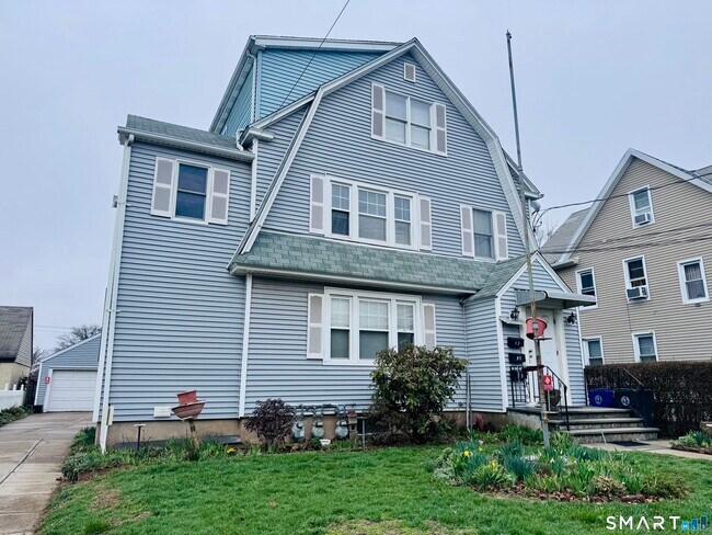 Photo - 47 Clover St