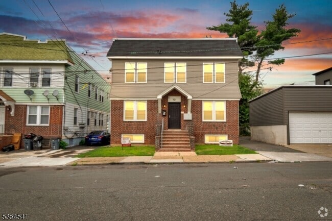Building Photo - 10 Walter Pl Rental