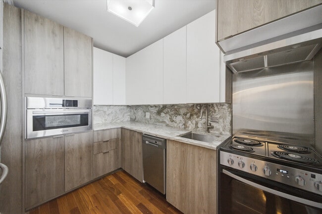 Photo - 1550 N Lake Shore Dr