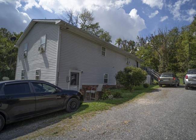 Mountain View Rd Apartments - 287 Mountain View Rd Unit 2