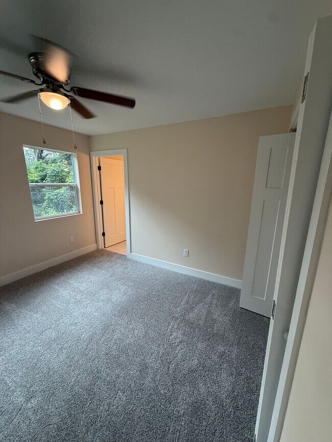 4405 NW 31st Ave