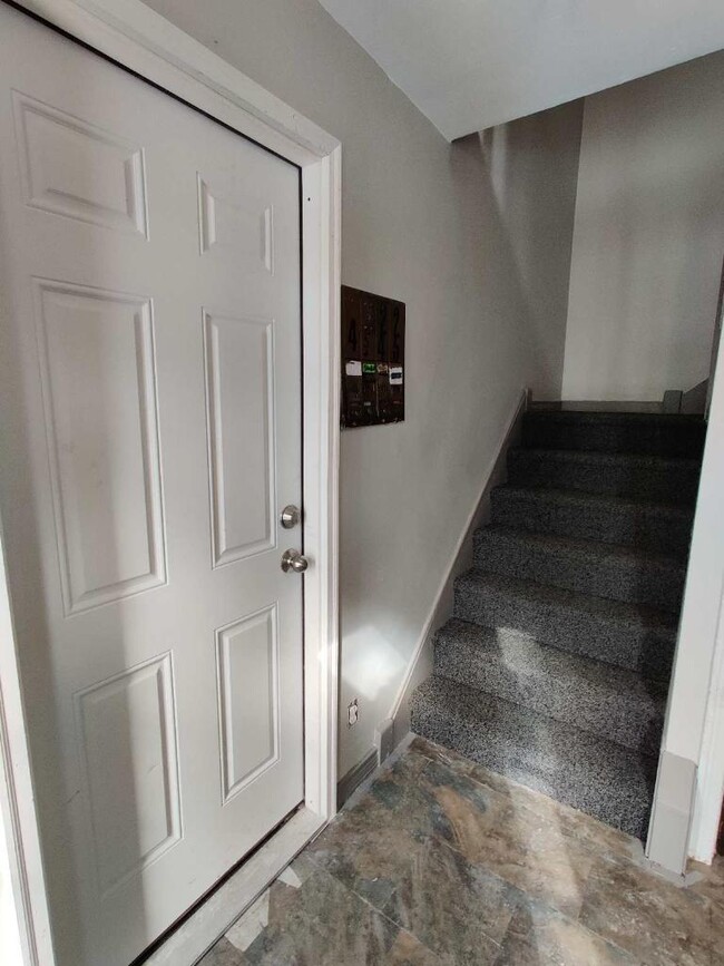 Photo - Knowlton Apartments
