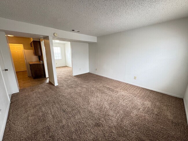 1006 Eastside Dr Unit D
