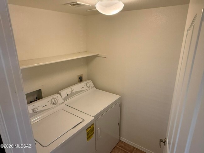 Photo - 5751 N Kolb Rd Unit 11102