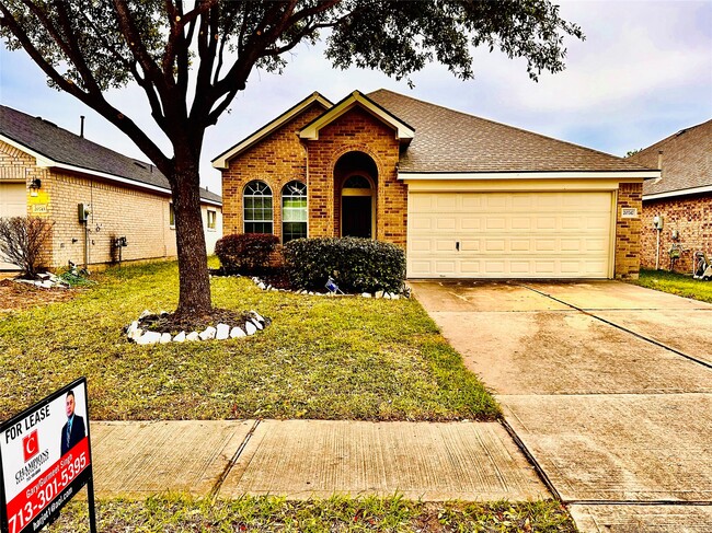Building Photo - 20747 Pine Rain Ct Rental