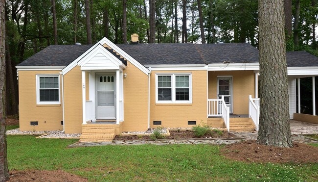 Building Photo - 160 Berryhill Rd Rental