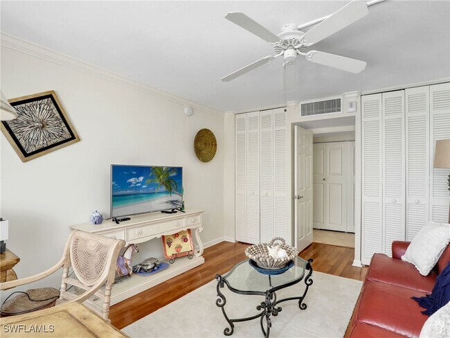 Photo - 4005 Gulf Shore Blvd N Unit 800