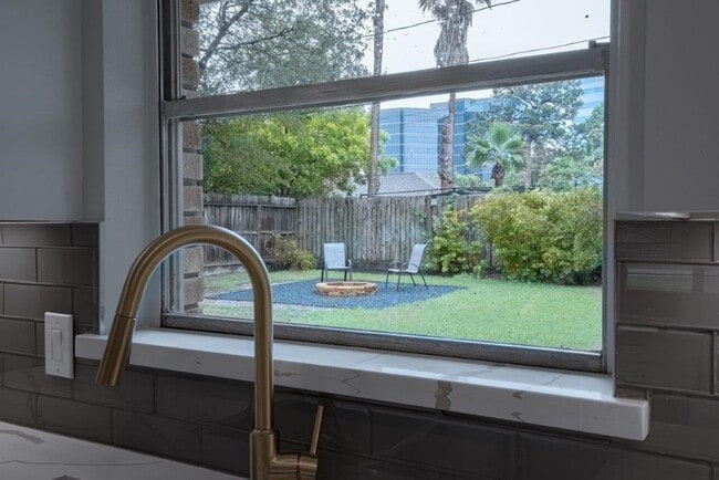 Photo - 1135 Stonecrest Dr