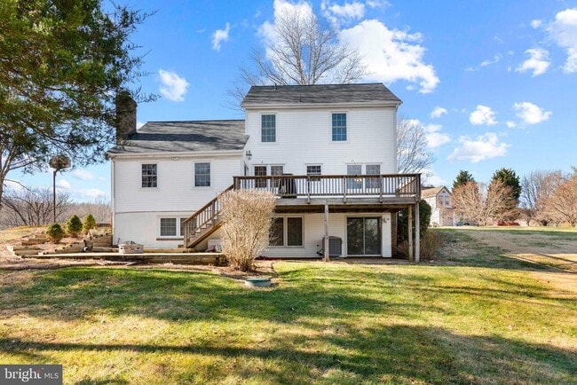 Building Photo - 7329 Fleetwood Ct